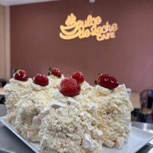 Chajá with Strawberries